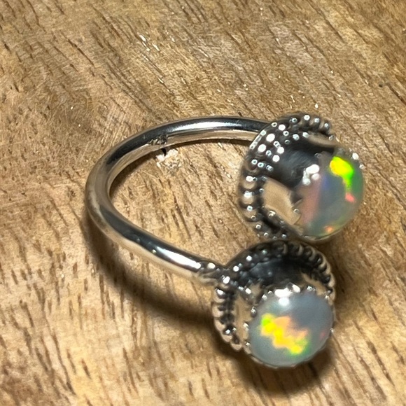 NWOT Ethiopian Opal Bypass 925 Sterling Silver Ring - Picture 14 of 15